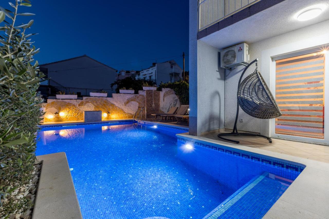 Villa Costa Blu With Pool By The Sea Τρογκίρ Εξωτερικό φωτογραφία
